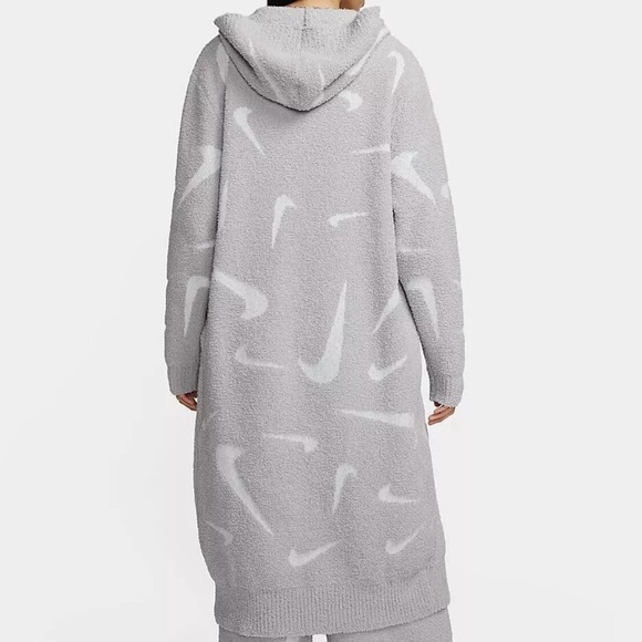 Nike Phoenix Cozy Boucle Long Knit Cardigan Women Grey FD4282-077 Women's Medium - Picture 2 of 9